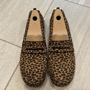 Leopard spot loafer